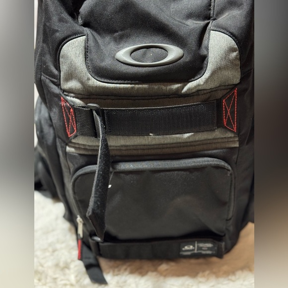 Oakley - Enduro Backpack - Jet black - Picture 11 of 17